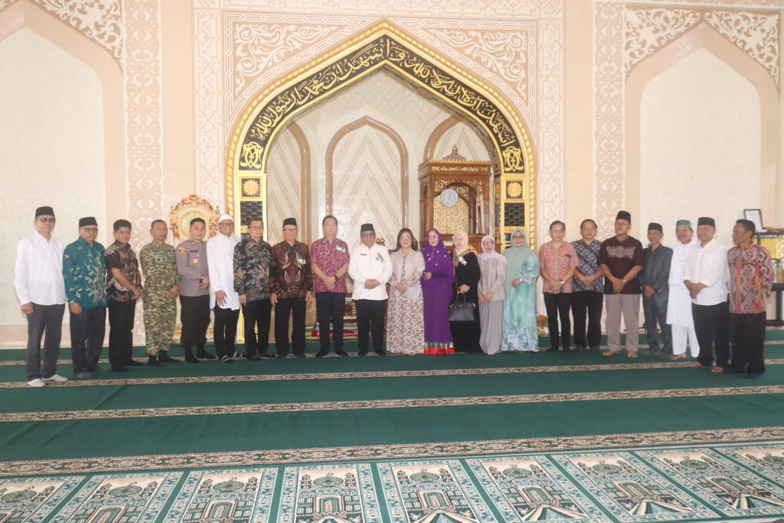 Wali Kota Caroll Resmikan Masjid Nurul Iman Kampung Jawa 