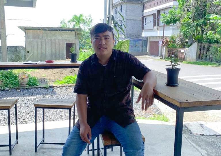 ANALISIS UJI BEDA PENJUALAN TOMAT MELALUI PASAR TRADISIONAL DAN E-COMMERCE DI DESA TUMARATAS 2