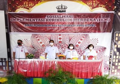 Wawali Hengky Honandar Buka Sosialisasi IKM di Kota Bitung