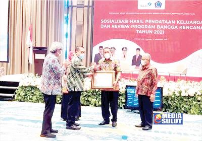 Bolmut ‘Banjir’ Penghargaan