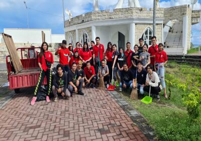 Baksos Lion Hotel dan Plaza Manado Gandeng Organisasi Mahasiswa Unsrat